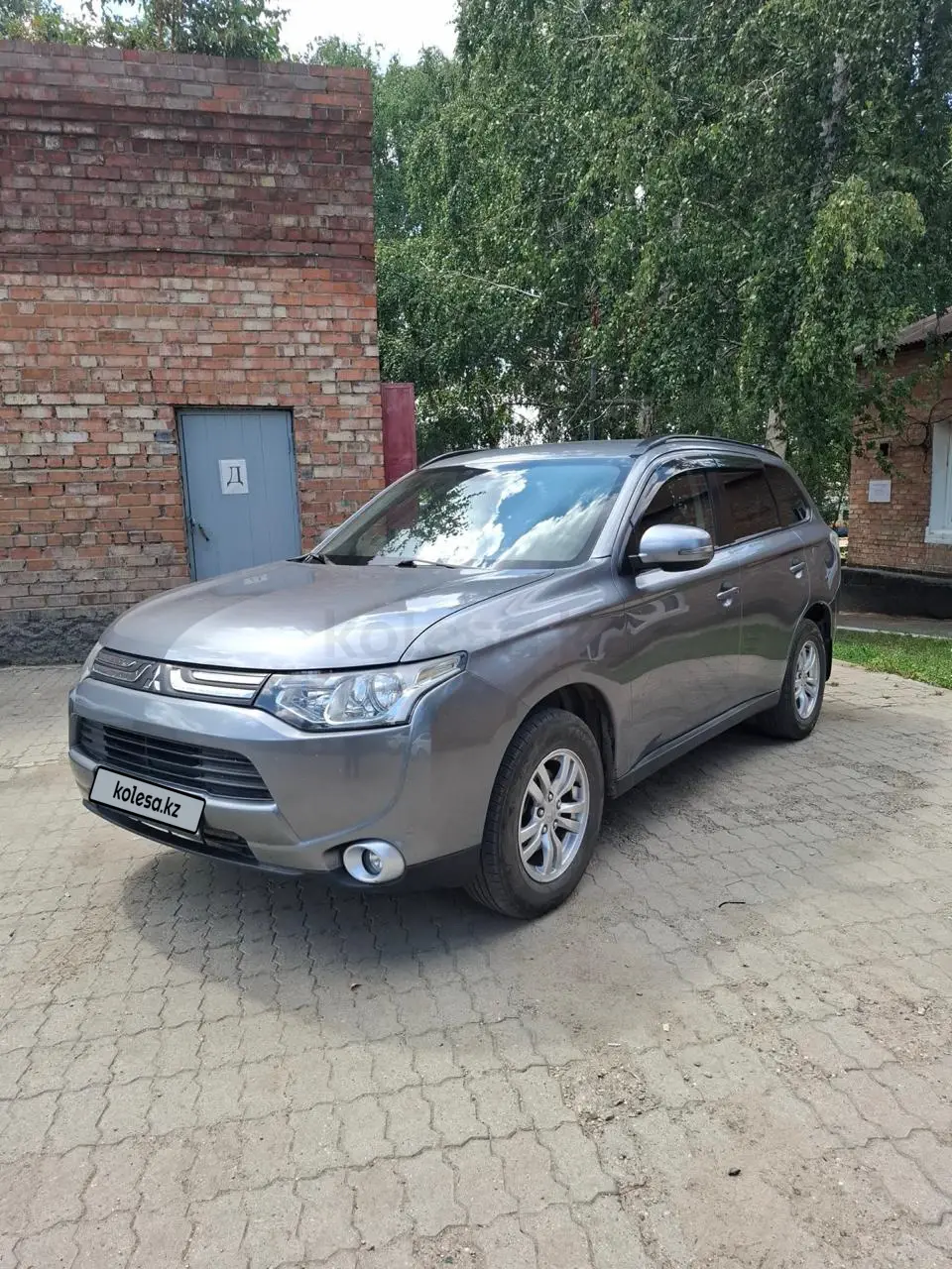 Mitsubishi Outlander, 2013