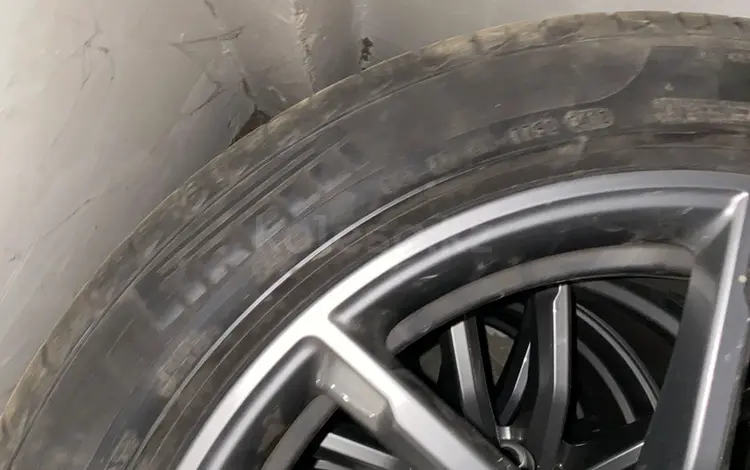 Шины с дисками на БМВ разноразмерные 4 шт за 500 000 тг. в Астана