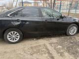 Toyota Camry 2015 годаүшін5 100 000 тг. в Аксай – фото 3