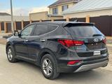 Hyundai Santa Fe 2016 годаүшін6 500 000 тг. в Атырау – фото 4