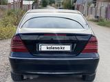 Mercedes-Benz C 200 2001 годаfor2 800 000 тг. в Алматы – фото 3