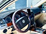 Volkswagen Touareg 2004 годаүшін5 000 000 тг. в Алматы – фото 5