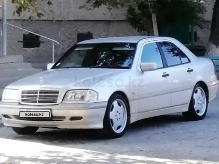 Mercedes-Benz C 180 1998 года за 2 700 000 тг. в Актау – фото 3