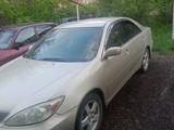 Toyota Camry 2004 годаүшін4 500 000 тг. в Актобе – фото 2