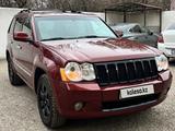 Jeep Grand Cherokee 2007 годаfor12 500 000 тг. в Актобе