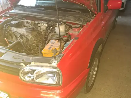 Volkswagen Golf 1997 года за 2 300 000 тг. в Алматы – фото 12