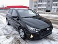 Hyundai i20 2023 года за 6 990 000 тг. в Караганда – фото 2