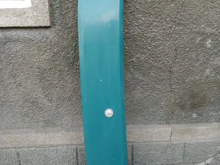 Капот Мерседес МВ-100 за 1 000 тг. в Алматы