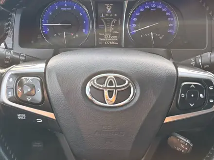 Toyota Camry 2015 года за 8 900 000 тг. в Астана – фото 12