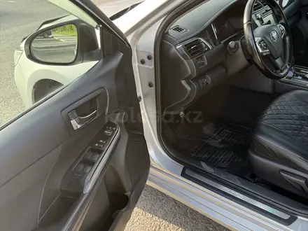 Toyota Camry 2015 года за 8 900 000 тг. в Астана – фото 16