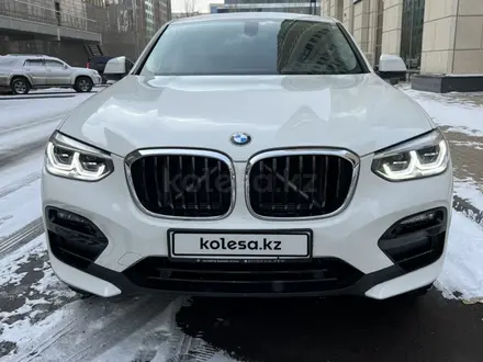 BMW X4 2020 года за 26 000 000 тг. в Астана