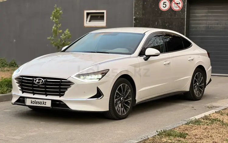 Hyundai Sonata 2022 годаүшін14 300 000 тг. в Атырау