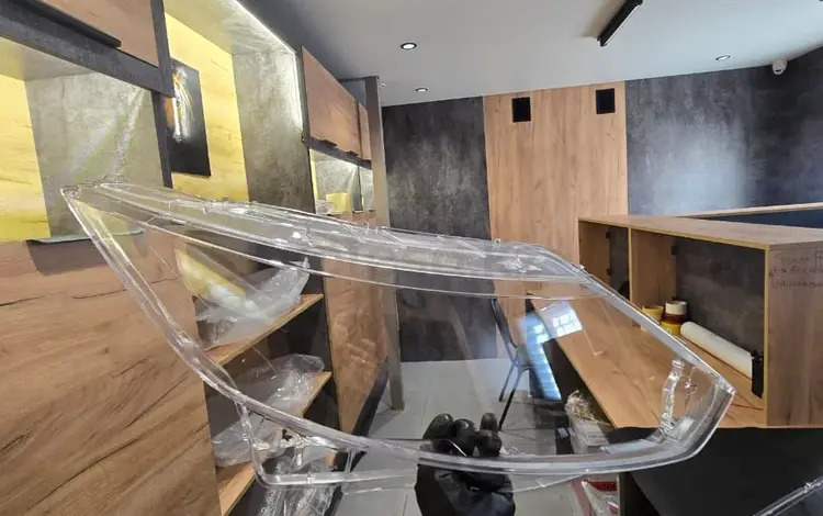 На Nissan Qashqai 2021 г. В. Качественные стёкла фар Алматы Уральск отправк за 30 000 тг. в Уральск