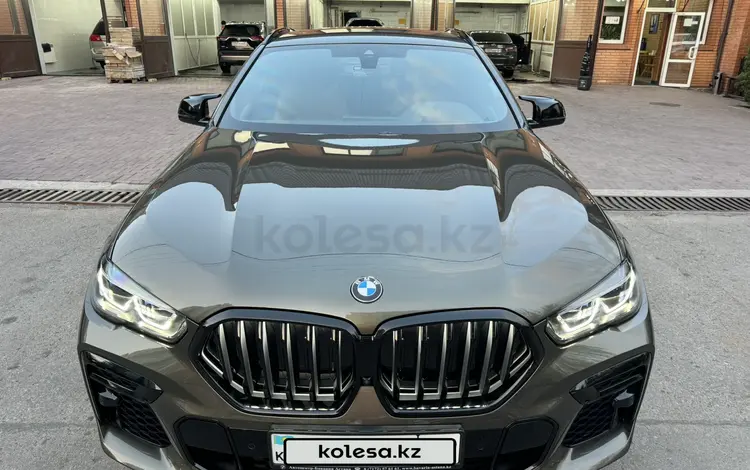 BMW X6 2023 годаfor55 000 000 тг. в Алматы