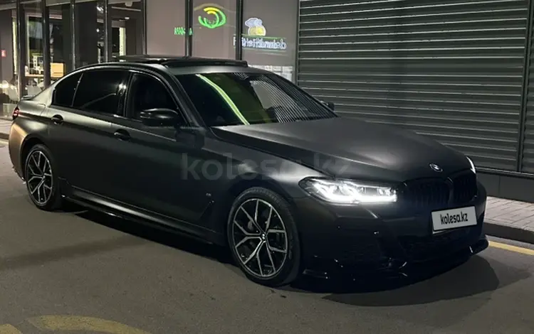 BMW 5 серия 2022 года за 27 000 000 тг. в Алматы