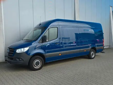 Mercedes-Benz  Sprinter 2023 года за 14 200 000 тг. в Алматы