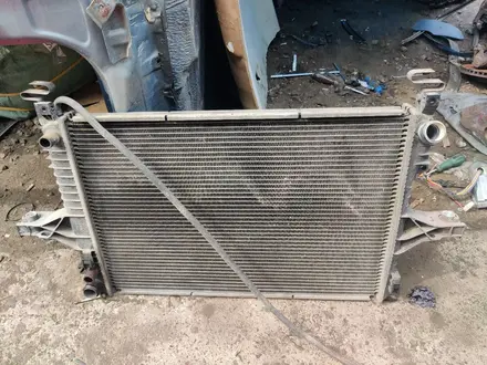 Радиатор охлаждения основной Вольво С80 С60 автомат за 35 000 тг. в Алматы – фото 3