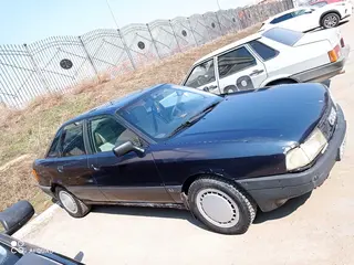 Audi 80