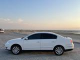 Volkswagen Passat 2007 года за 4 500 000 тг. в Актау – фото 4