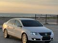 Volkswagen Passat 2007 годаүшін4 000 000 тг. в Актау – фото 2