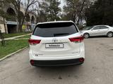 Toyota Highlander 2017 годаүшін17 500 000 тг. в Алматы – фото 4