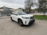 Toyota Highlander 2017 года за 18 000 000 тг. в Алматы – фото 3