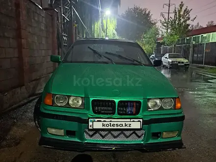 BMW 318 1992 года за 1 075 000 тг. в Алматы – фото 4