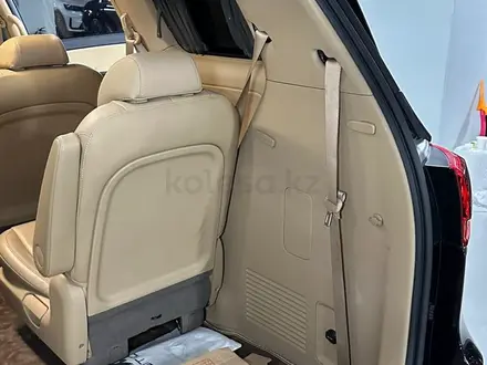 Kia Carnival 2019 года за 16 500 000 тг. в Алматы – фото 19