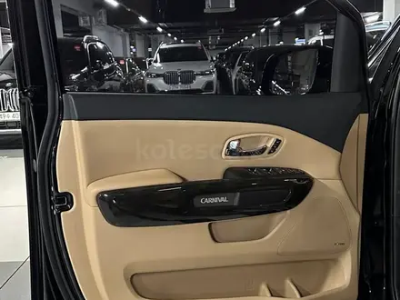 Kia Carnival 2019 года за 16 500 000 тг. в Алматы – фото 22