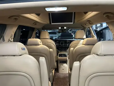 Kia Carnival 2019 года за 16 500 000 тг. в Алматы – фото 21