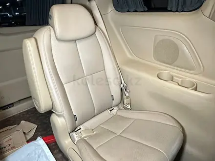 Kia Carnival 2019 года за 16 500 000 тг. в Алматы – фото 34