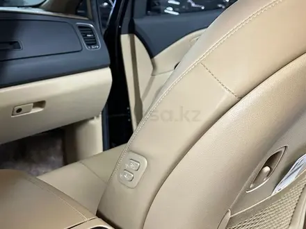 Kia Carnival 2019 года за 16 500 000 тг. в Алматы – фото 37
