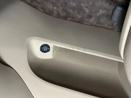 Kia Carnival 2019 года за 16 500 000 тг. в Алматы – фото 47