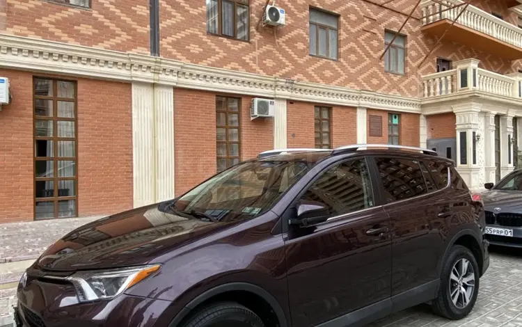 Toyota RAV4 2016 годаүшін7 500 000 тг. в Актау
