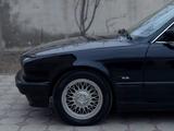 BMW 525 1994 годаүшін2 200 000 тг. в Актау – фото 2