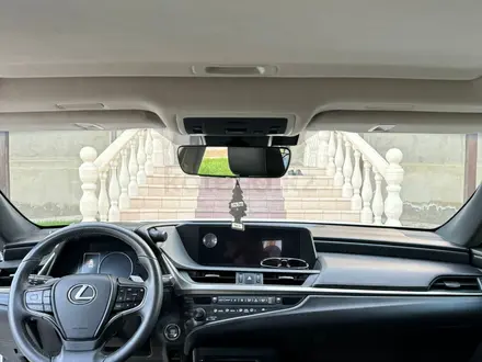 Lexus ES 350 2020 года за 26 800 000 тг. в Алматы – фото 10