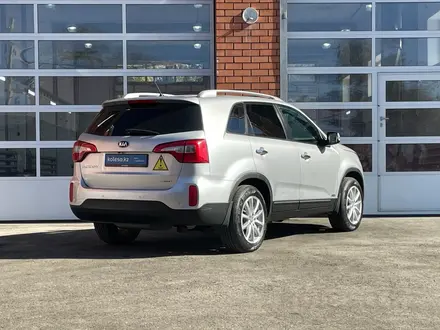 Kia Sorento 2014 года за 8 590 000 тг. в Актобе – фото 3