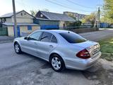 Mercedes-Benz E 320 2002 года за 5 300 000 тг. в Караганда – фото 5