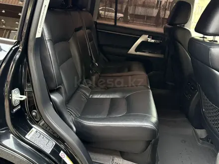 Toyota Land Cruiser 2013 года за 21 000 000 тг. в Алматы – фото 17