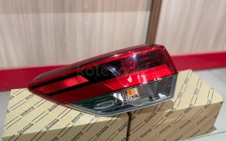 Фонарь задний Toyota HIGHLANDER 2017-2019 ORIGINAL за 10 000 тг. в Алматы