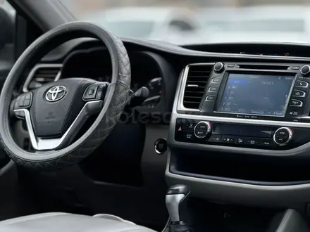 Toyota Highlander 2016 года за 12 400 000 тг. в Актау – фото 7