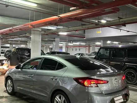 Hyundai Elantra 2019 года за 6 300 000 тг. в Актау – фото 9