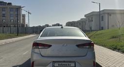 Hyundai Sonata 2018 годаүшін8 700 000 тг. в Астана – фото 5