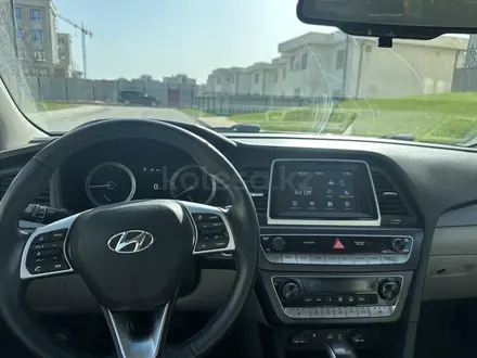 Hyundai Sonata 2018 года за 8 700 000 тг. в Астана – фото 7