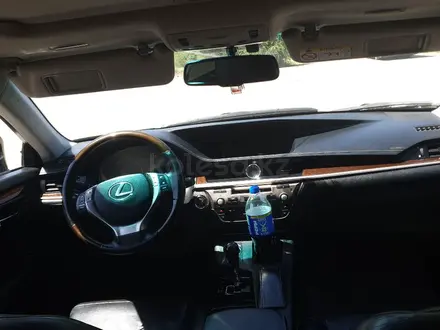 Lexus ES 250 2015 года за 9 500 000 тг. в Алматы – фото 22