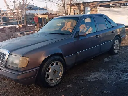 Mercedes-Benz E 230 1992 года за 900 000 тг. в Теренозек – фото 5