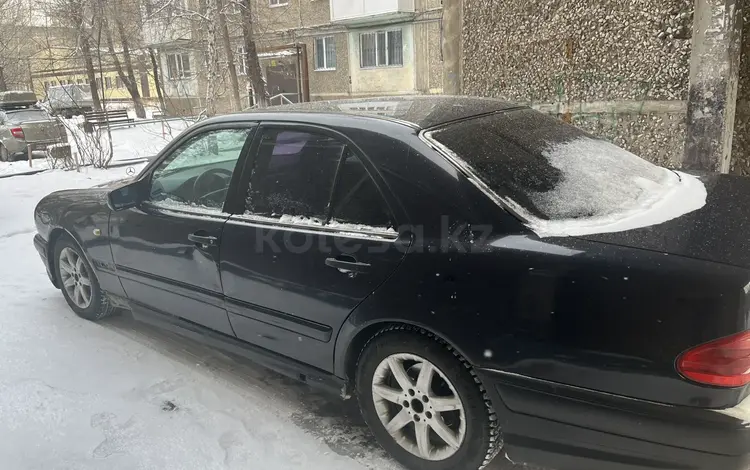 Mercedes-Benz E 200 1996 годаүшін2 200 000 тг. в Караганда