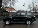 Toyota Land Cruiser Prado 2005 года за 9 800 000 тг. в Алматы – фото 2