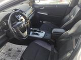 Toyota Camry 2012 года за 7 900 000 тг. в Актобе – фото 4