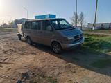 Volkswagen Caravelle 1996 года за 5 100 000 тг. в Астана